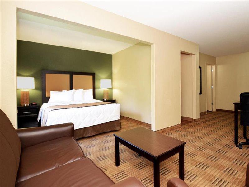 Extended Stay America Suites - Cleveland - Міддлберґ-Гайтс Екстер'єр фото