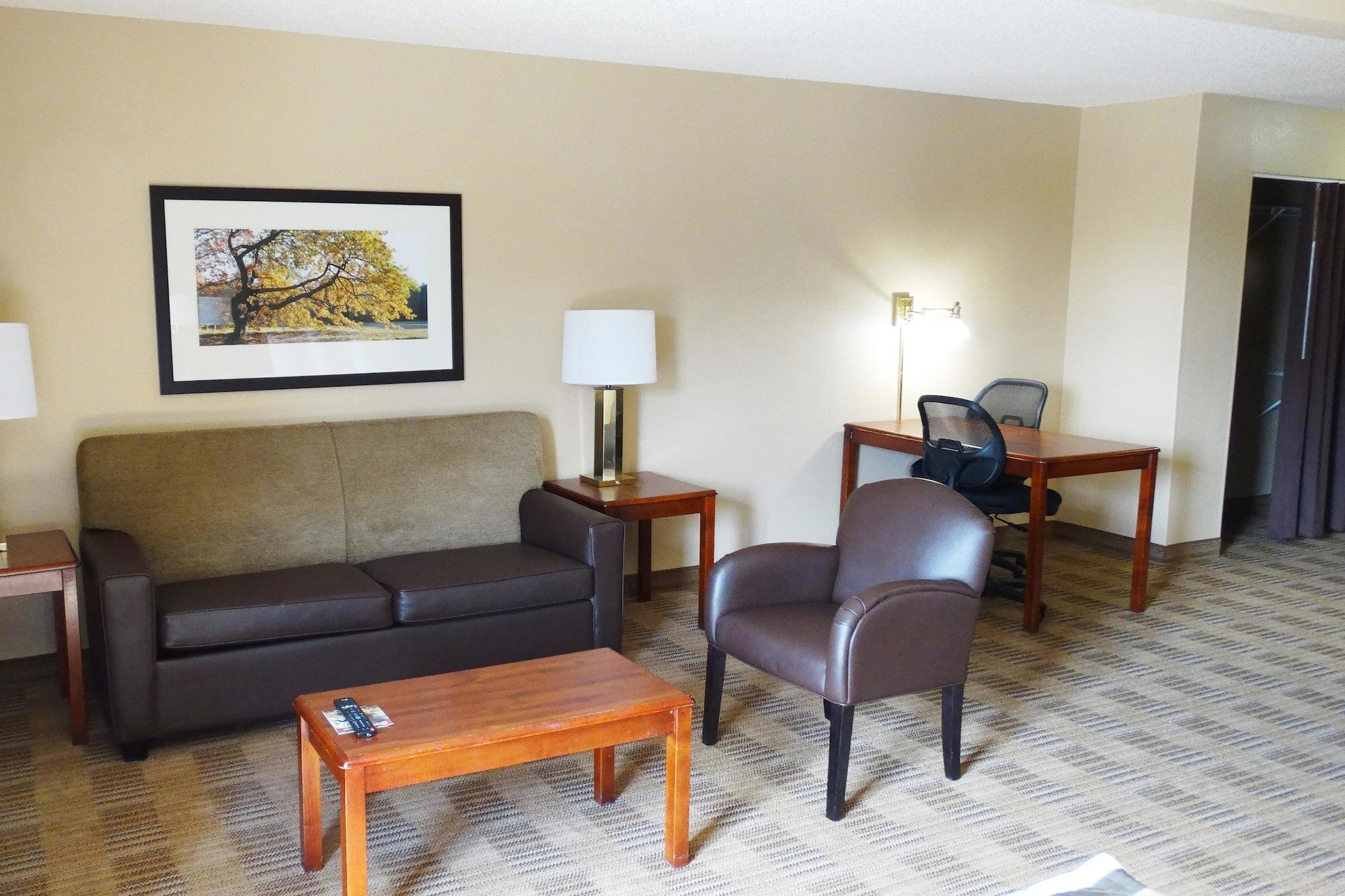 Extended Stay America Suites - Cleveland - Міддлберґ-Гайтс Екстер'єр фото