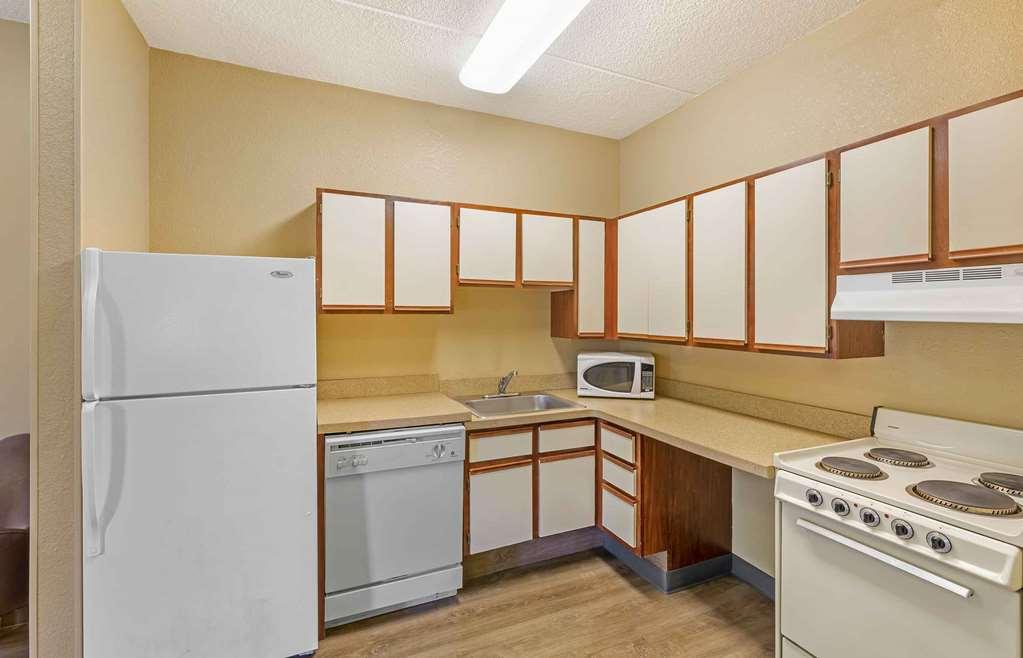 Extended Stay America Suites - Cleveland - Міддлберґ-Гайтс Номер фото