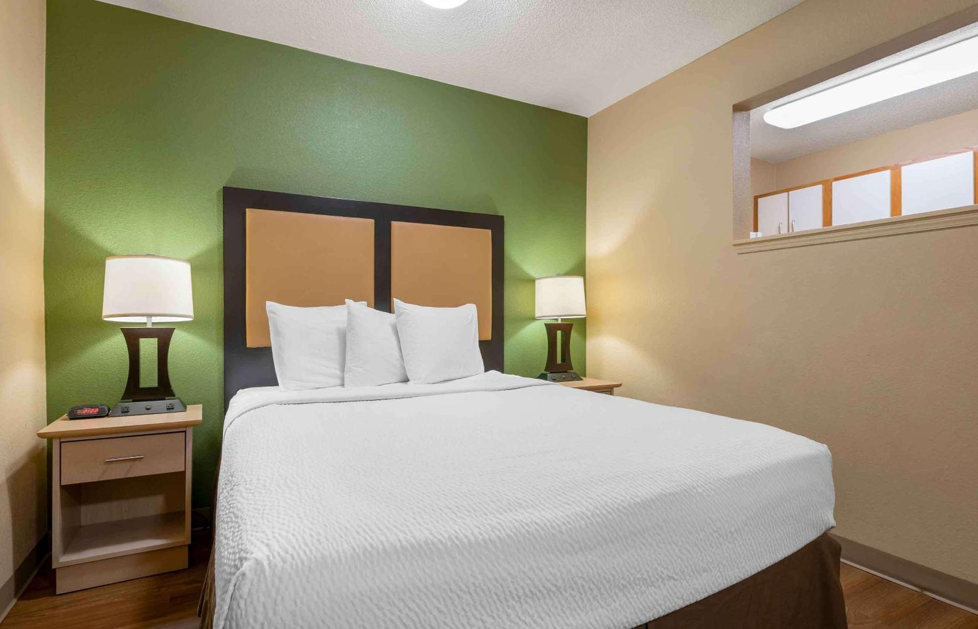 Extended Stay America Suites - Cleveland - Міддлберґ-Гайтс Екстер'єр фото